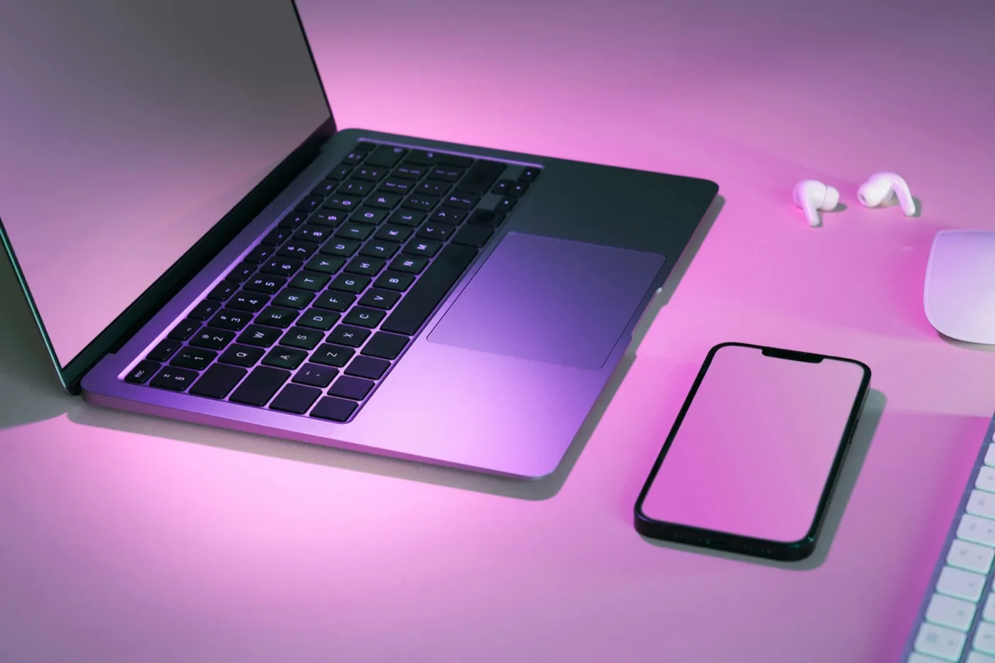 Không gian làm việc modern cho website phòng khám